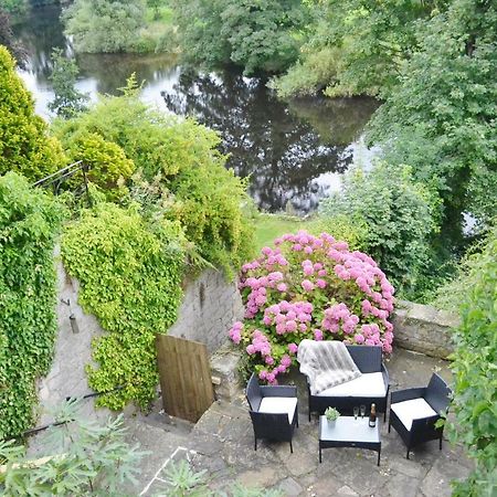 Riverside Cottage Уедърби Екстериор снимка